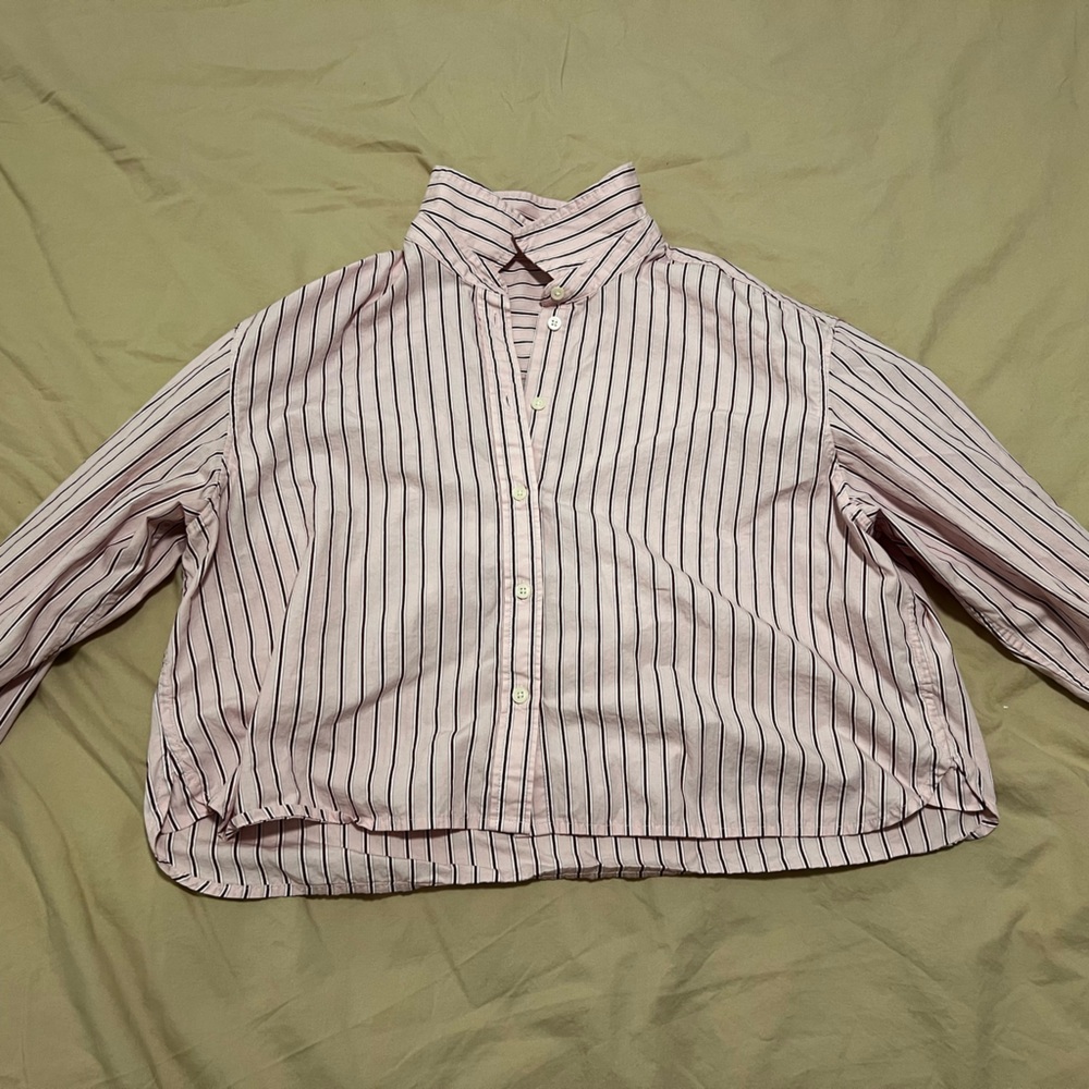 GAP Cropped Button Down